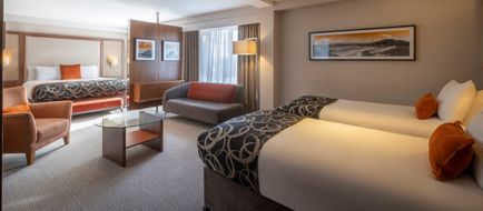 Clayton Hotel Silver Springs Room