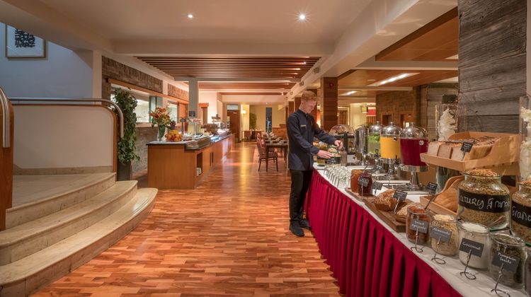 Clayton Hotel Silver Springs Restaurant