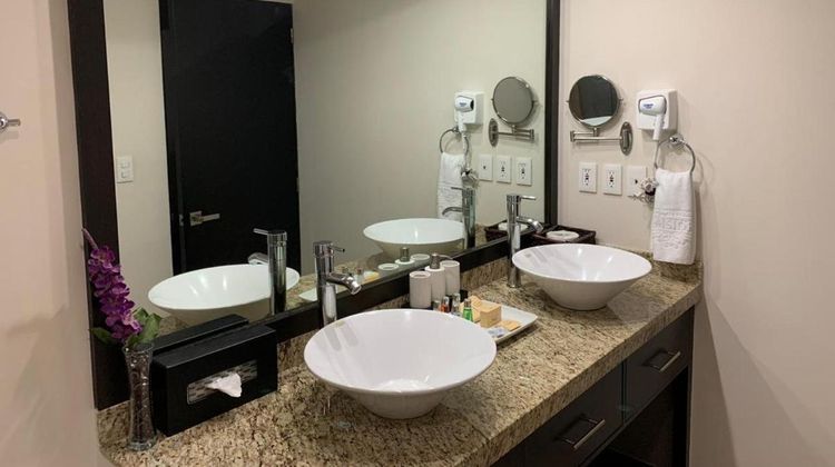 St Isidro Corporate Housing Room