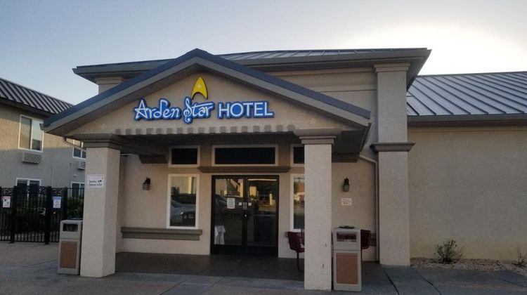 Arden Star Hotel Exterior