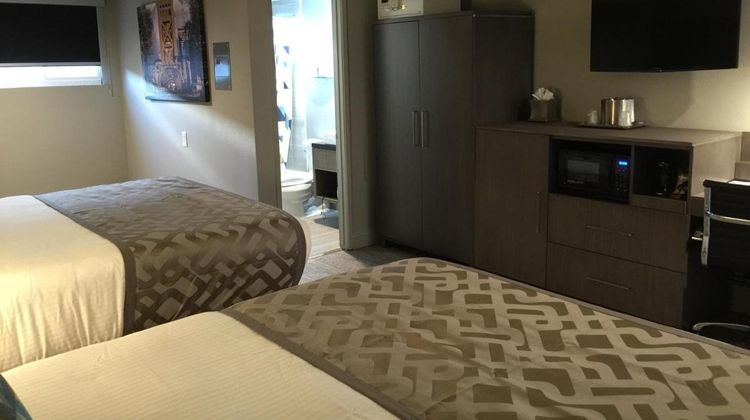 Arden Star Hotel Room