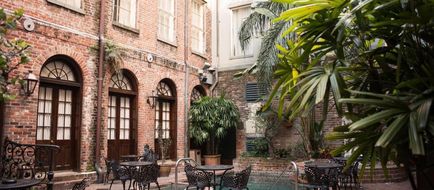 Quarter House Resort Exterior