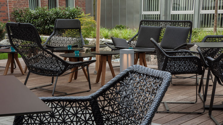 Motel One Dusseldorf-Central Station Exterior