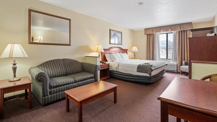 USA Stay Hotel & Suites Room