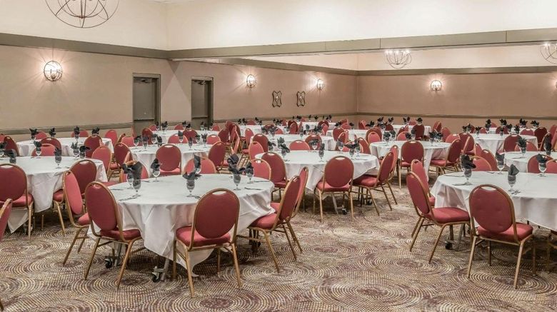 <b>enVision St Paul South Ballroom</b>. Images powered by <a href="https://www.leonardoworldwide.com/" title="Leonardo Worldwide" target="_blank">Leonardo</a>.