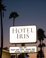 Hotel Iris
