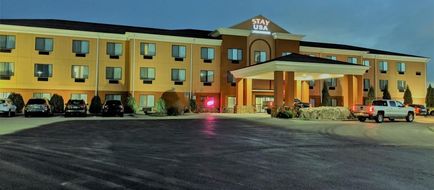 USA Stay Hotel & Suites Exterior