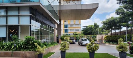 Holiday Inn Bengaluru Racecourse Exterior