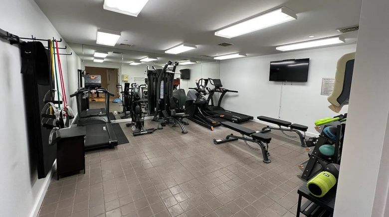 <b>National at 888 6th Avenue Recreation</b>. Images powered by <a href="https://www.leonardoworldwide.com/" title="Leonardo Worldwide" target="_blank">Leonardo</a>.
