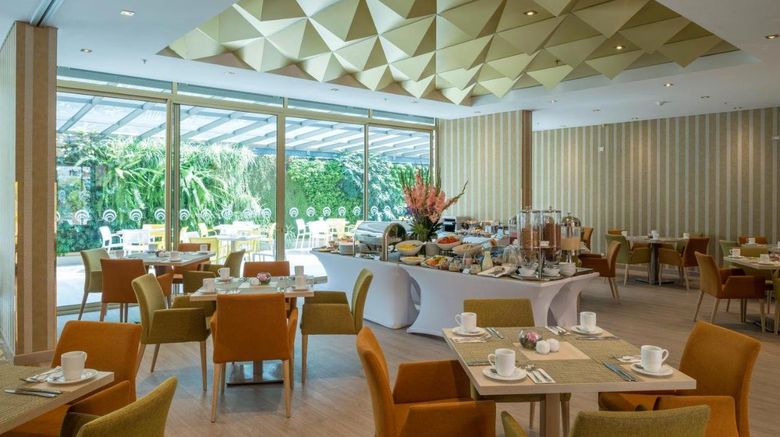 <b>Hotel El Dorado Bogota Restaurant</b>. Images powered by <a href="https://www.leonardoworldwide.com/" title="Leonardo Worldwide" target="_blank">Leonardo</a>.