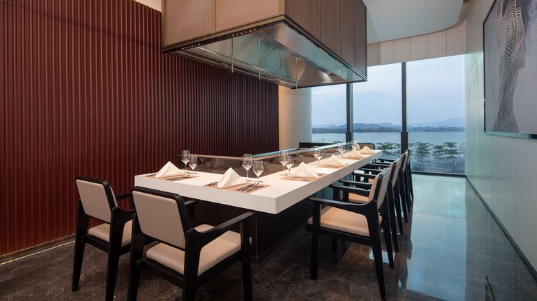 <b>Crowne Plaza Chaozhou Riverside Restaurant</b>. Images powered by <a href="https://www.leonardoworldwide.com/" title="Leonardo Worldwide" target="_blank">Leonardo</a>.