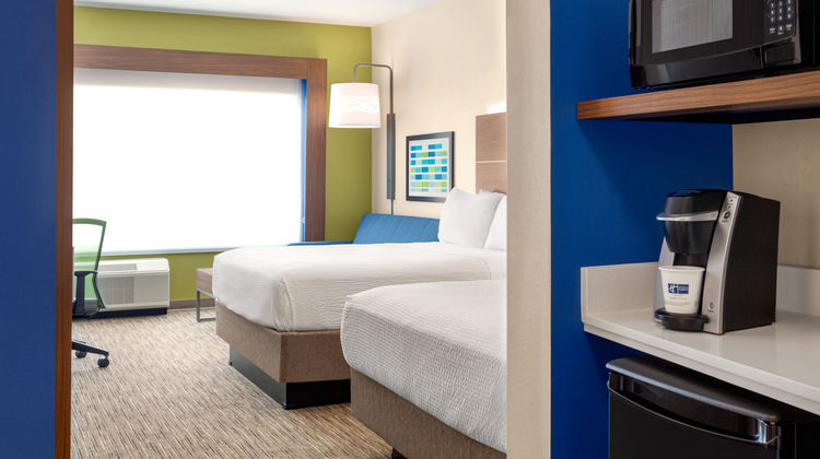Holiday Inn Express & Sts Austin North Suite