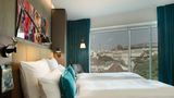 <b>Motel One Graz Room</b>. Images powered by <a href="https://www.leonardoworldwide.com/" title="Leonardo Worldwide" target="_blank">Leonardo</a>.