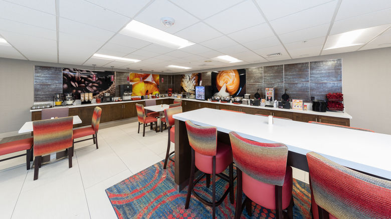 <b>Holiday Inn Brookfield-Milwaukee Restaurant</b>. Images powered by <a href="https://www.leonardoworldwide.com/" title="Leonardo Worldwide" target="_blank">Leonardo</a>.