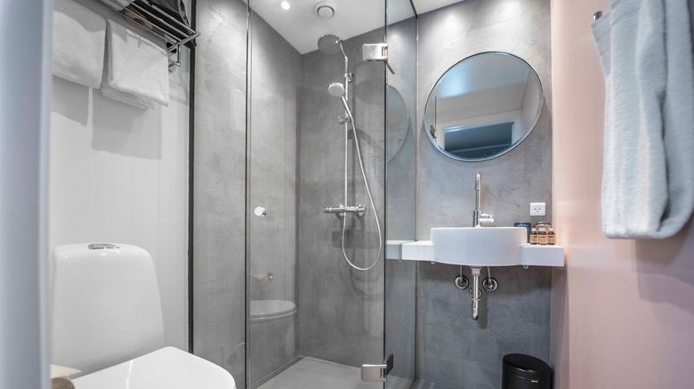 <b>Motel One Copenhagen Room</b>. Images powered by <a href="https://www.leonardoworldwide.com/" title="Leonardo Worldwide" target="_blank">Leonardo</a>.