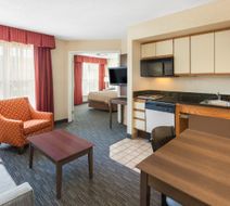 Affordable Suites Detroit-Warren Suite