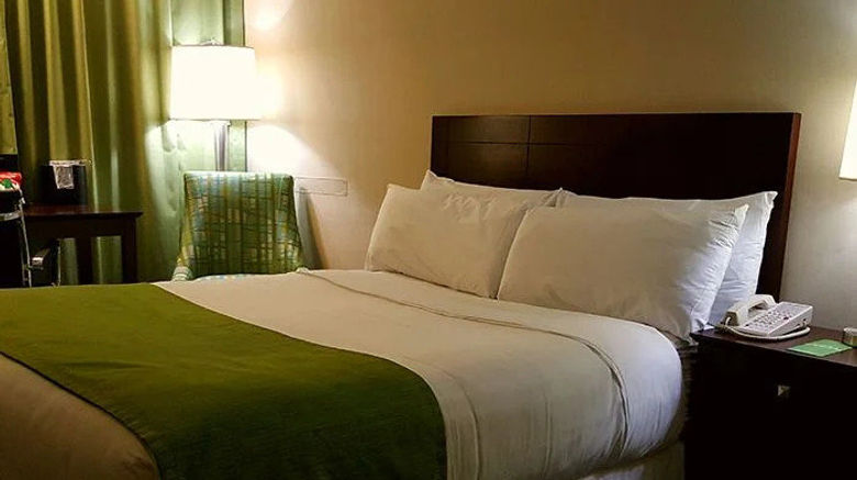 <b>Miami International Airport Hotel Room</b>. Images powered by <a href="https://www.leonardoworldwide.com/" title="Leonardo Worldwide" target="_blank">Leonardo</a>.