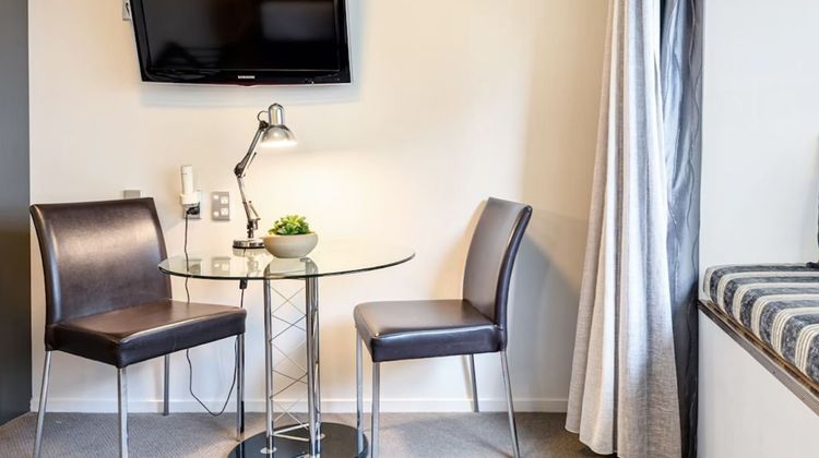 Alexander Inn Room