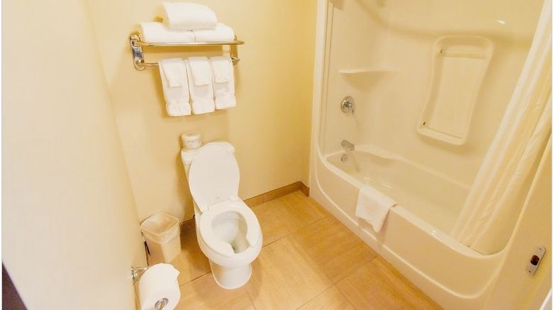 <b>Canad Inns Health Sciences Centre Room</b>. Images powered by <a href="https://www.leonardoworldwide.com/" title="Leonardo Worldwide" target="_blank">Leonardo</a>.