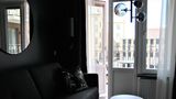 Sky Hotel Apartments City Room