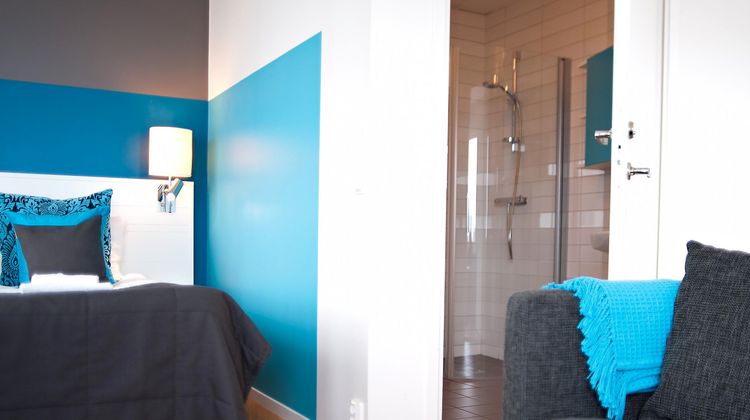 Sky Hotel Apartments Room