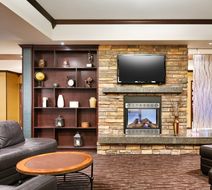 Holiday Inn Express Suites Butte Lobby