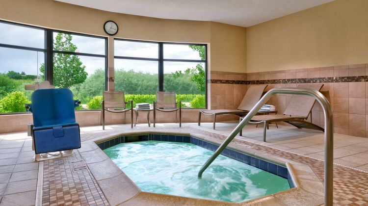 Holiday Inn Express Suites Butte Spa