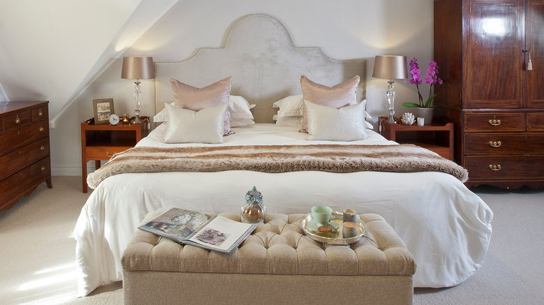 <b>Steenberg Hotel Room</b>. Images powered by <a href="https://www.leonardoworldwide.com/" title="Leonardo Worldwide" target="_blank">Leonardo</a>.