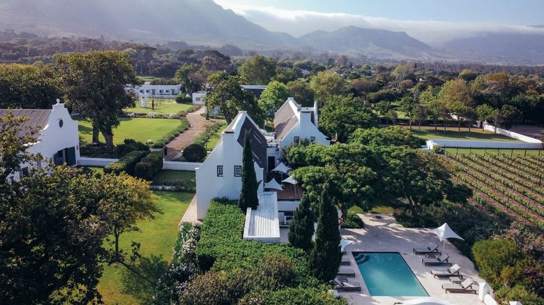 <b>Steenberg Hotel Exterior</b>. Images powered by <a href="https://www.leonardoworldwide.com/" title="Leonardo Worldwide" target="_blank">Leonardo</a>.