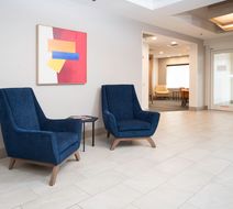 Holiday Inn Express Lobby
