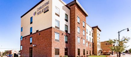 Cobblestone Hotel & Suites Exterior