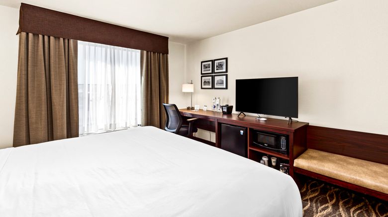 <b>Cobblestone Hotel & Suites Room</b>. Images powered by <a href="https://www.leonardoworldwide.com/" title="Leonardo Worldwide" target="_blank">Leonardo</a>.