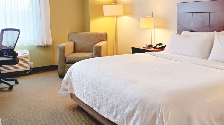 Holiday Inn Express NW Downtown Room
