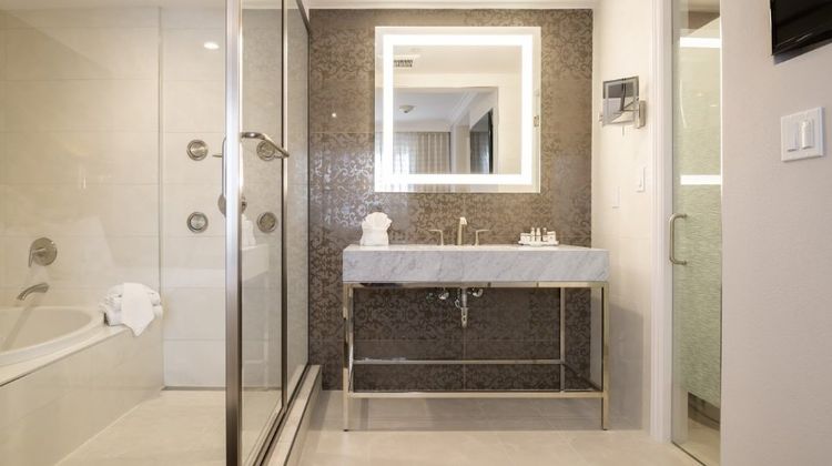 Woodcrest Hotel Room