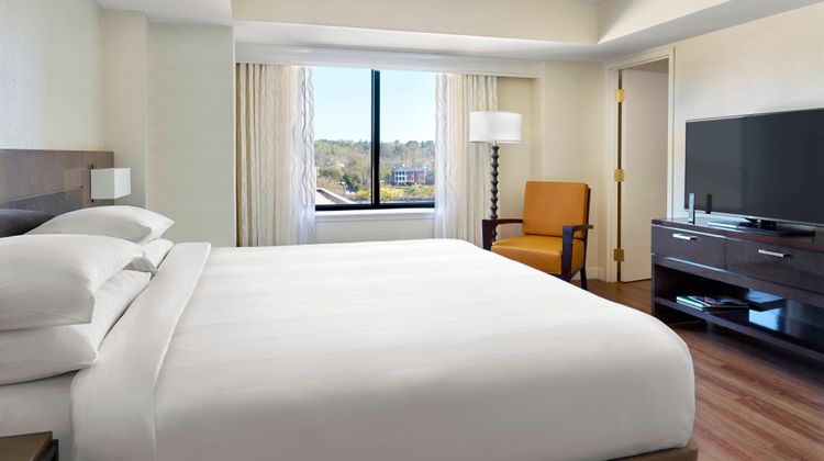 Augusta Marriott at the Convention Ctr Suite