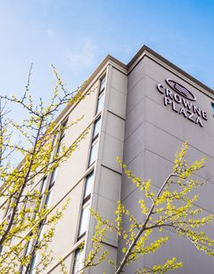 Crowne Plaza Newark Airport