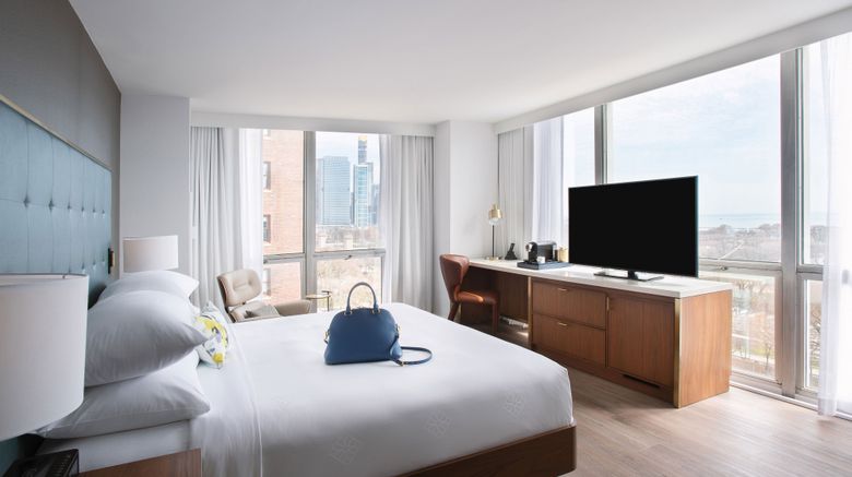 <b>Le Meridien Essex Chicago Room</b>. Images powered by <a href="https://www.leonardoworldwide.com/" title="Leonardo Worldwide" target="_blank">Leonardo</a>.