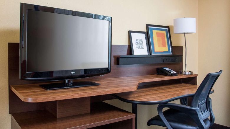 <b>Fairfield Inn & Suites Chicago/Tinley Pk Room</b>. Images powered by <a href="https://www.leonardoworldwide.com/" title="Leonardo Worldwide" target="_blank">Leonardo</a>.