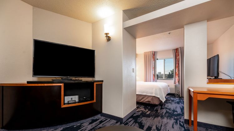 Fairfield Inn & Suites Spearfish Suite
