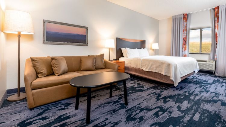 Fairfield Inn & Suites Spearfish Suite