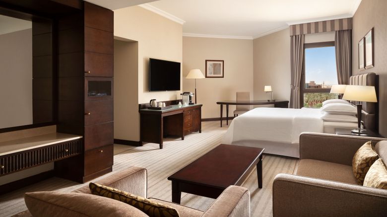 <b>Sheraton Riyadh Hotel & Towers Suite</b>. Images powered by <a href="https://www.leonardoworldwide.com/" title="Leonardo Worldwide" target="_blank">Leonardo</a>.