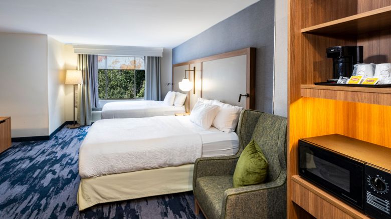 <b>Fairfield Inn & Suites St Louis Chesterfield Room</b>. Images powered by <a href="https://www.leonardoworldwide.com/" title="Leonardo Worldwide" target="_blank">Leonardo</a>.