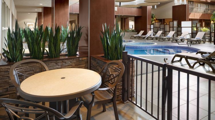 Delta Hotels By Marriott Calgary South Pool