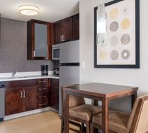 Residence Inn Bloomington Room
