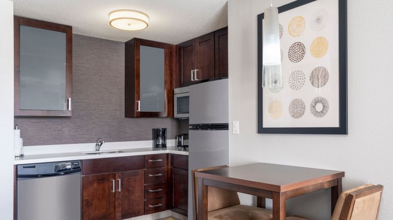 <b>Residence Inn Bloomington Room</b>. Images powered by <a href="https://www.leonardoworldwide.com/" title="Leonardo Worldwide" target="_blank">Leonardo</a>.
