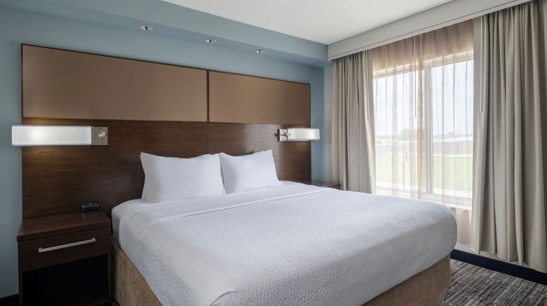 <b>Residence Inn Bloomington Room</b>. Images powered by <a href="https://www.leonardoworldwide.com/" title="Leonardo Worldwide" target="_blank">Leonardo</a>.