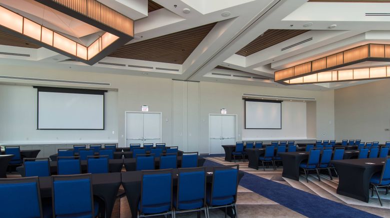 <b>SpringHill Suites Charlotte City Center Meeting</b>. Images powered by <a href="https://www.leonardoworldwide.com/" title="Leonardo Worldwide" target="_blank">Leonardo</a>.