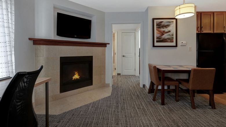 <b>Residence Inn Glenwood Springs Room</b>. Images powered by <a href="https://www.leonardoworldwide.com/" title="Leonardo Worldwide" target="_blank">Leonardo</a>.