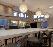 Residence Inn Glenwood Springs Lobby