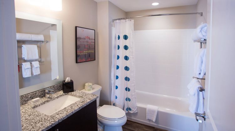 TownePlace Stes Southern Pines Aberdeen Room